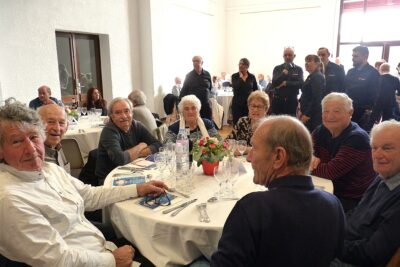 Agrandir l'image 12 sur 34, fenêtre modale