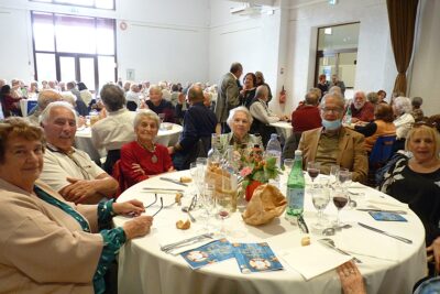 Agrandir l'image 32 sur 34, fenêtre modale