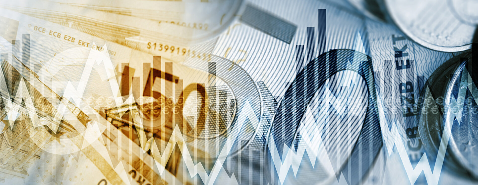 des billets d'euros couleurs jaune et bleu superposés les uns sur les autres