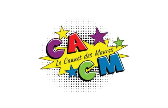 logo de l'association, petits points noirs en fond, plusieurs étoiles colorées tout autour, et le sigle multicolore CACM. - Agrandir l'image, fenêtre modale