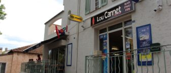 devanture du magasin.