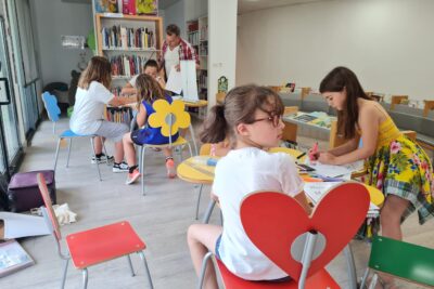 Agrandir l'image 11 sur 34, fenêtre modale