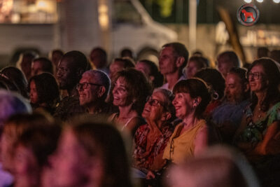 Agrandir l'image 2 sur 8, fenêtre modale