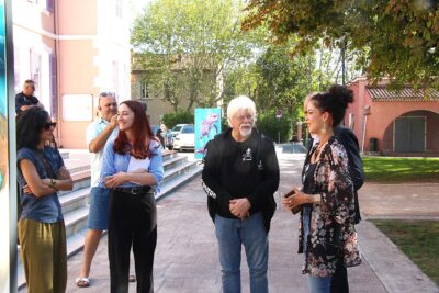 Agrandir l'image 1 sur 42, fenêtre modale