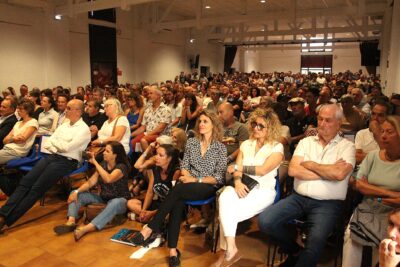 Agrandir l'image 33 sur 42, fenêtre modale